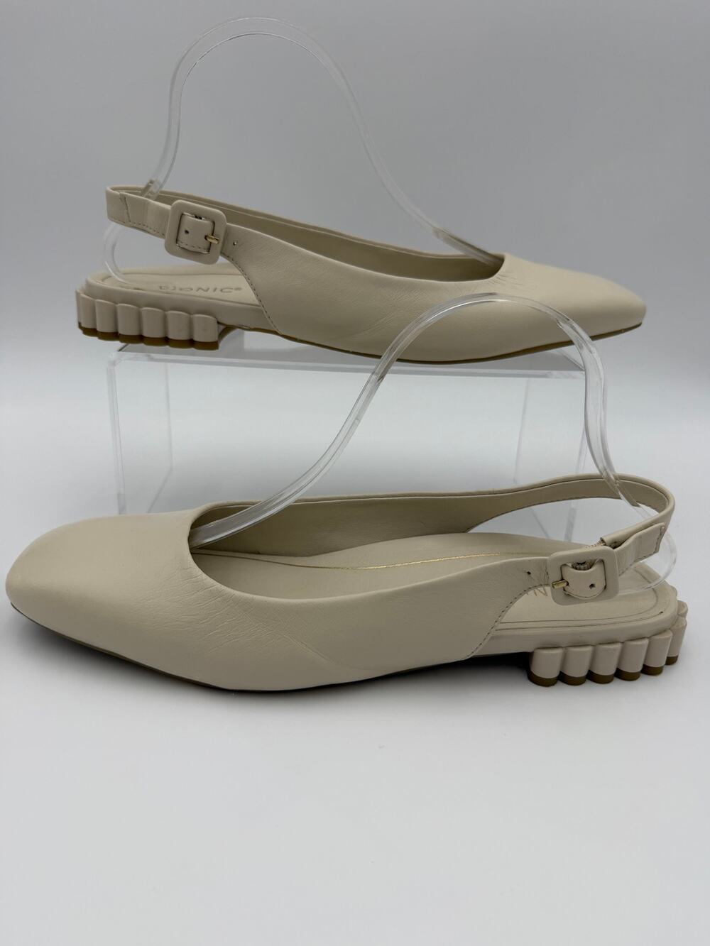 Vionic Delphine Slingback Flats Size Cream Leather 9.5 / 41.5 Arch Support